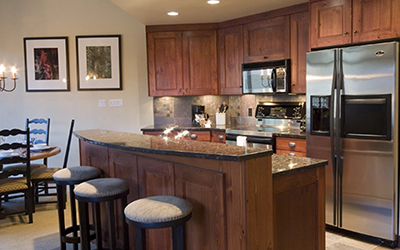 Two Bed Suite - First Tracks Lodge